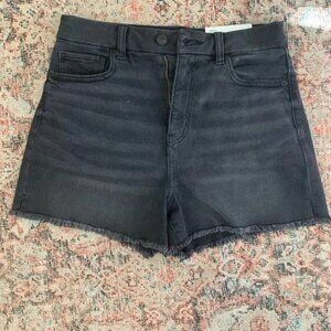 NWT American Eagle Black Curvy Mom Short Stretch Size Women's US 4 or 27